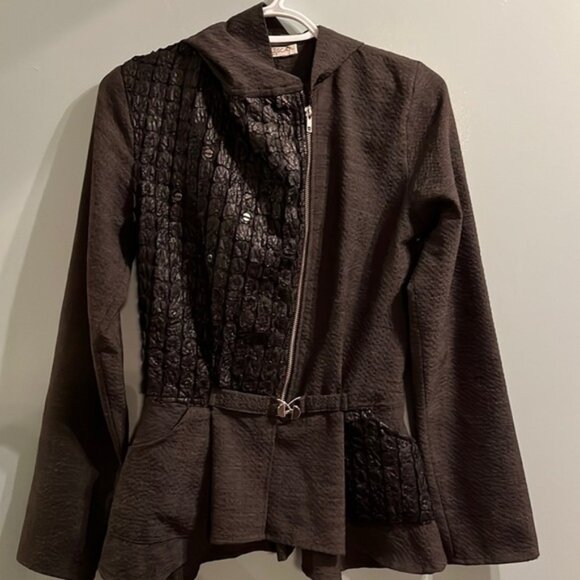 Light Fashion Jacket with Hood - Picture 1 of 9